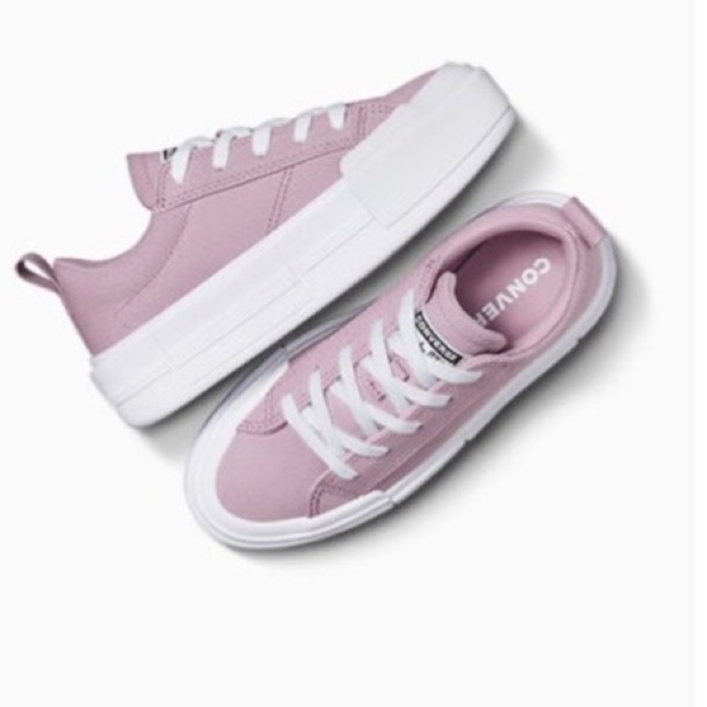 🆕 Converse Chuck Taylor All Star Cruise Low Top Sneakers Pink Girls Size 7 W8.5